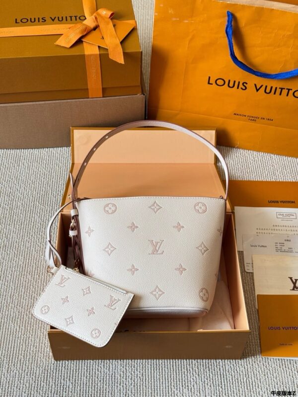 Louis Vuitton All In BB