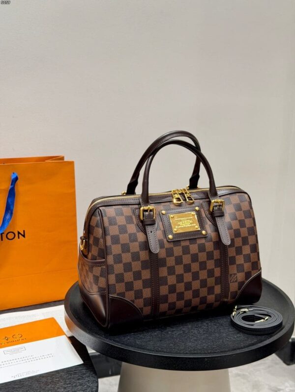 Louis Vuitton Speedy Berkeley